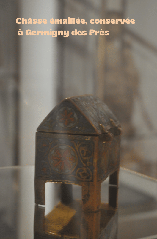 châsse émaillée, conservée à Germigny des Près