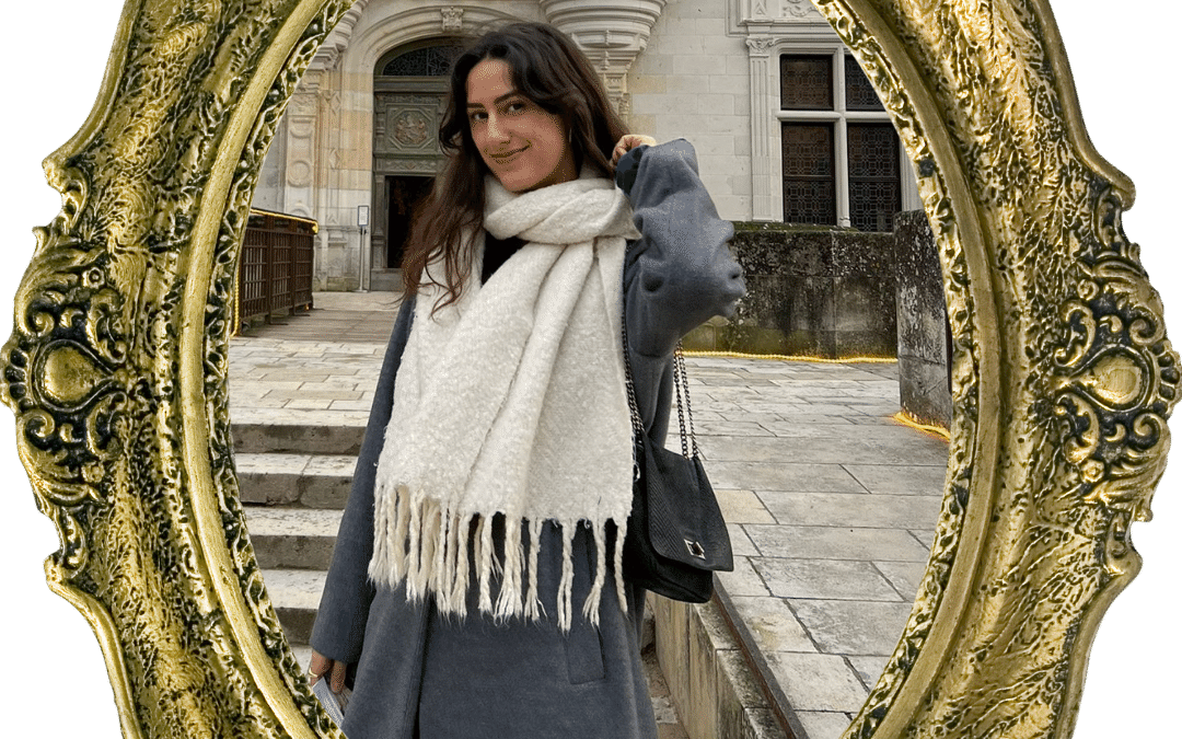 Emmy Alexandre, créatrice de contenus culturels sur les réseaux sociaux